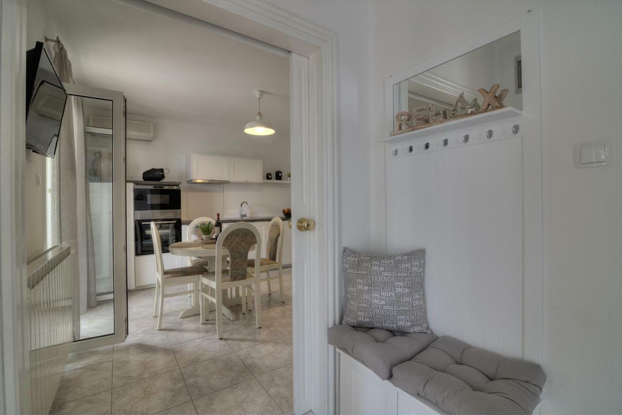 Apartment Barbara Senj  Luaran gambar