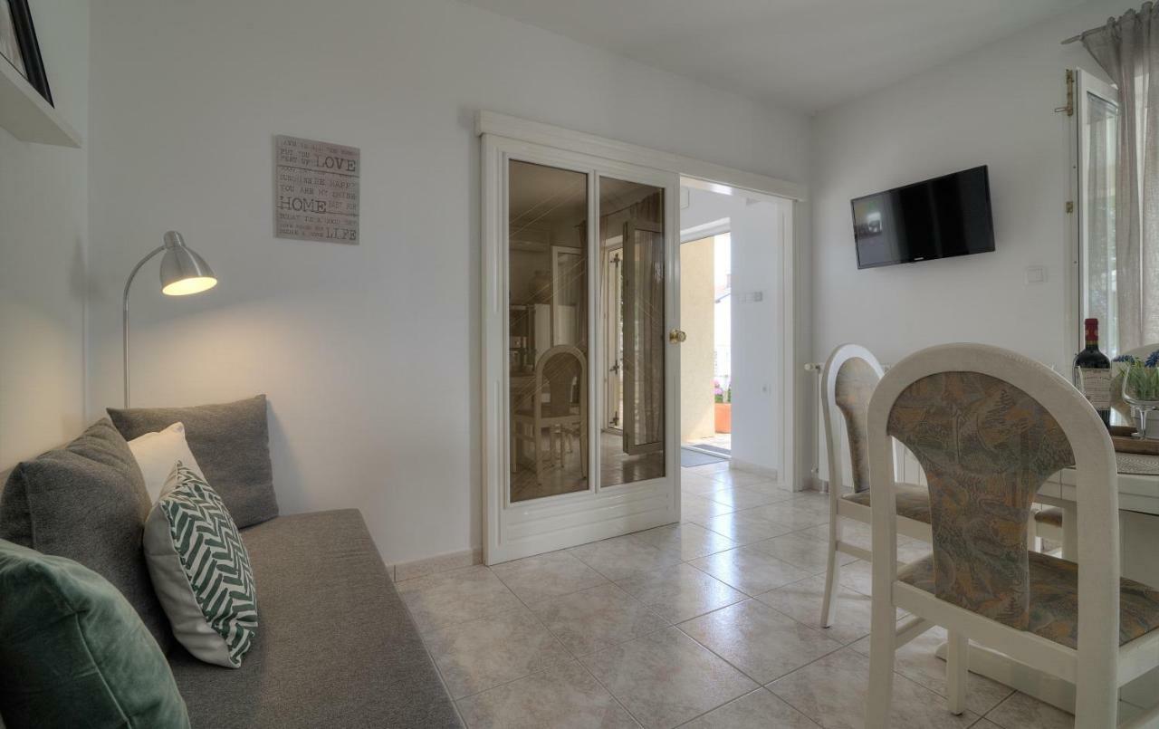 Apartment Barbara Senj  Luaran gambar