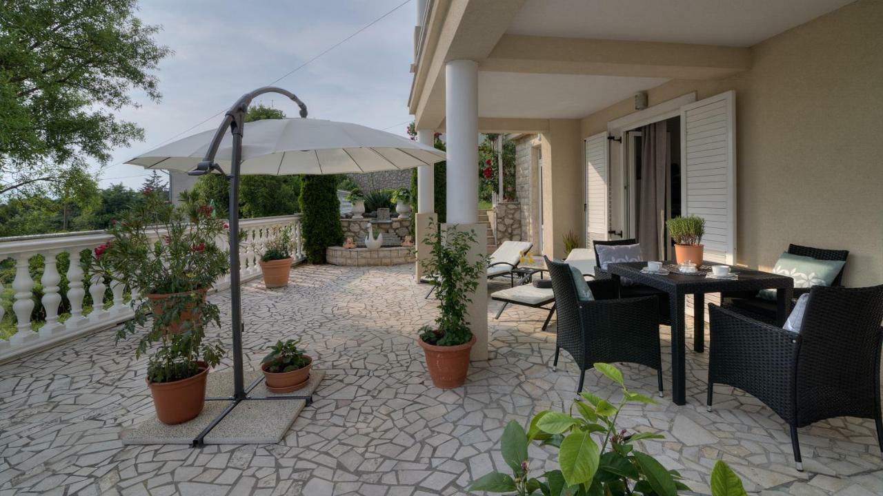 Apartment Barbara Senj  Luaran gambar