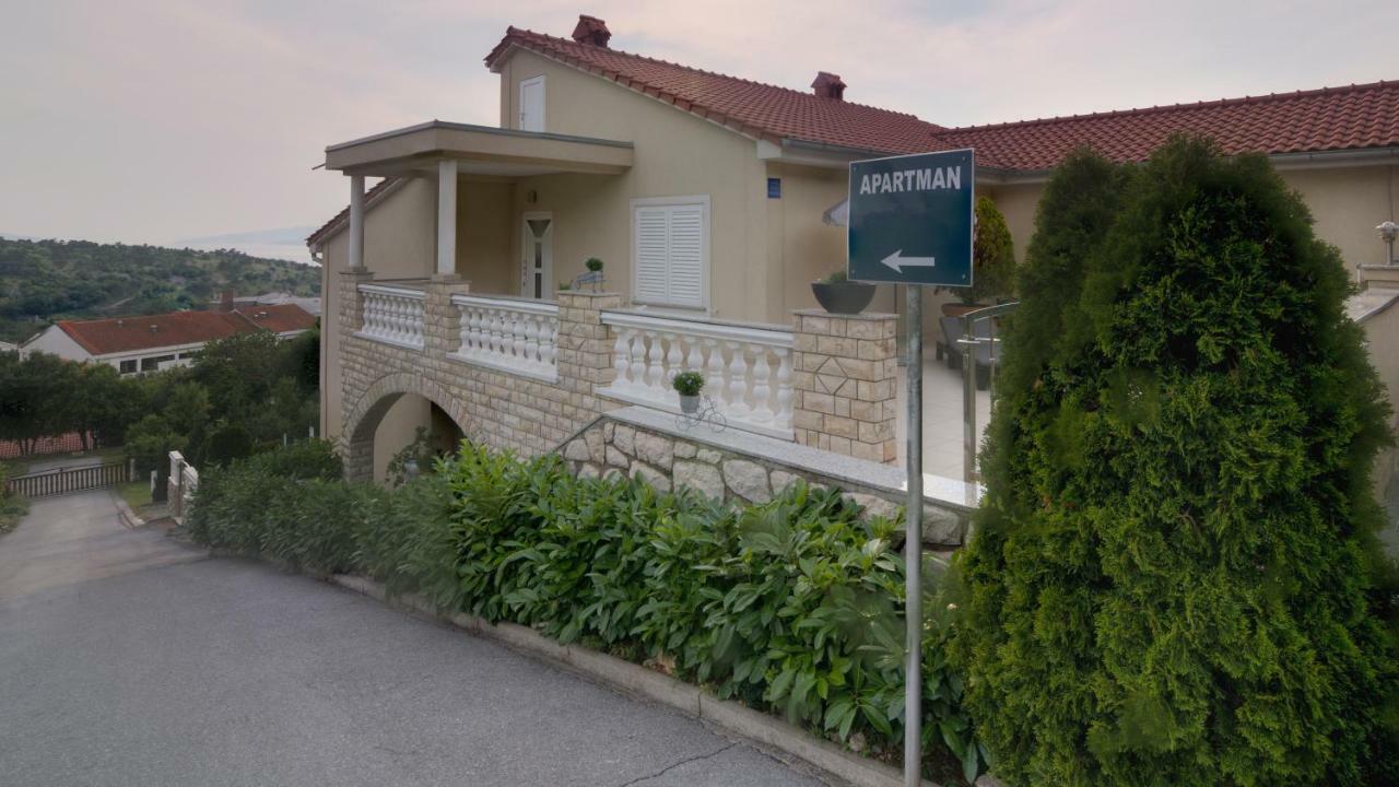Apartment Barbara Senj  Luaran gambar