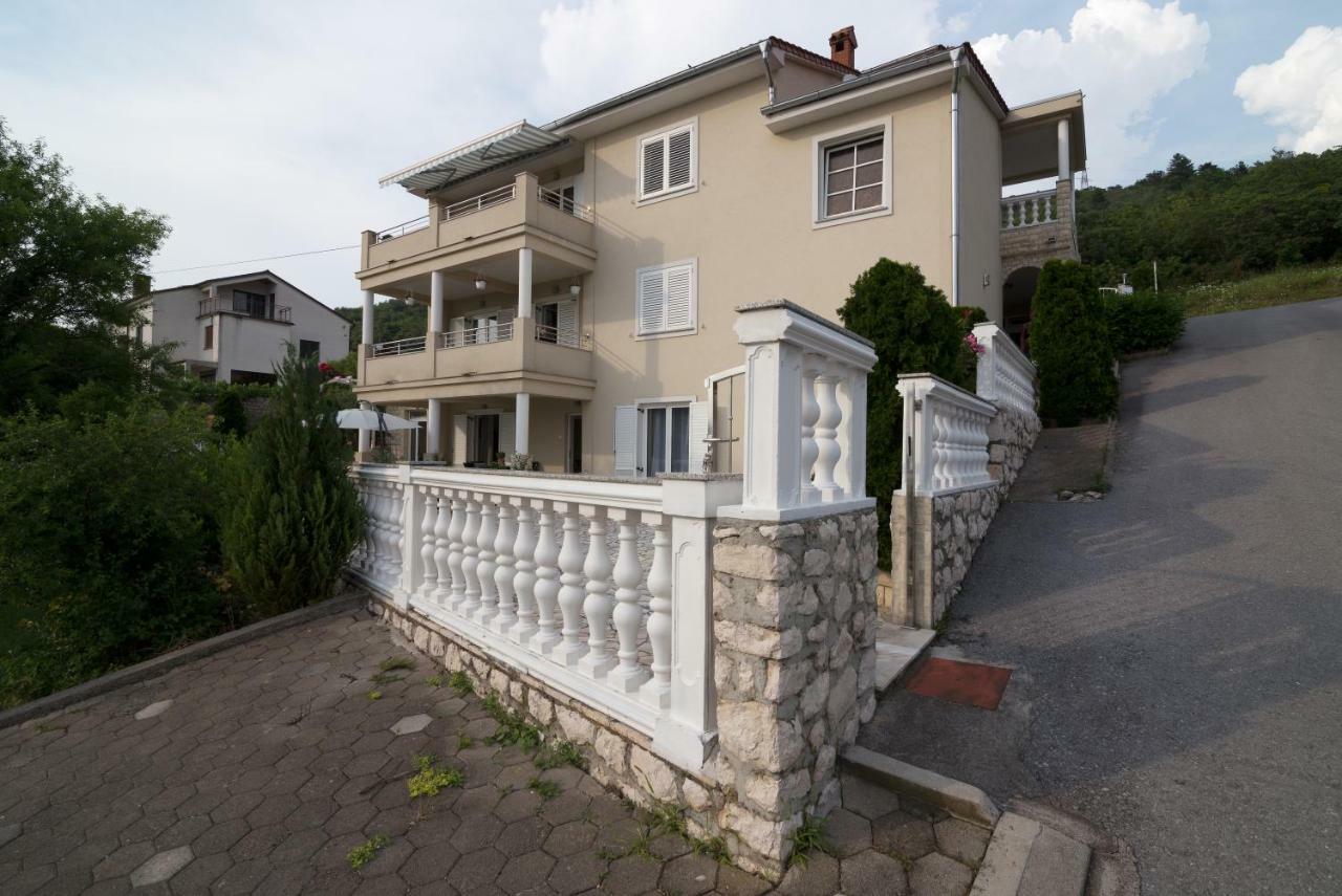 Apartment Barbara Senj  Luaran gambar